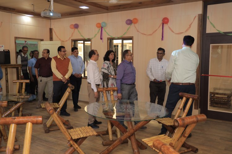 “Discuss Section (Active Learning and Research Exchange)” 