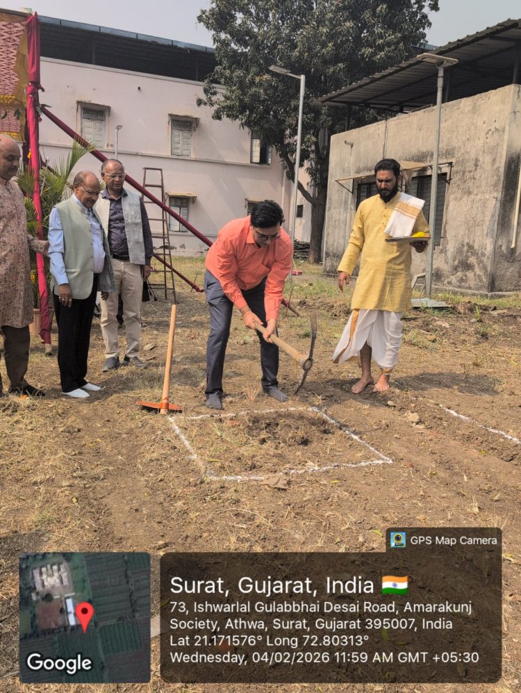 Hon’ble Vice-Chancellor Dr. T. R. Ahlawat laid the foundation stone and performed the Bhoomi Poojan for the Boys’ Hostel 