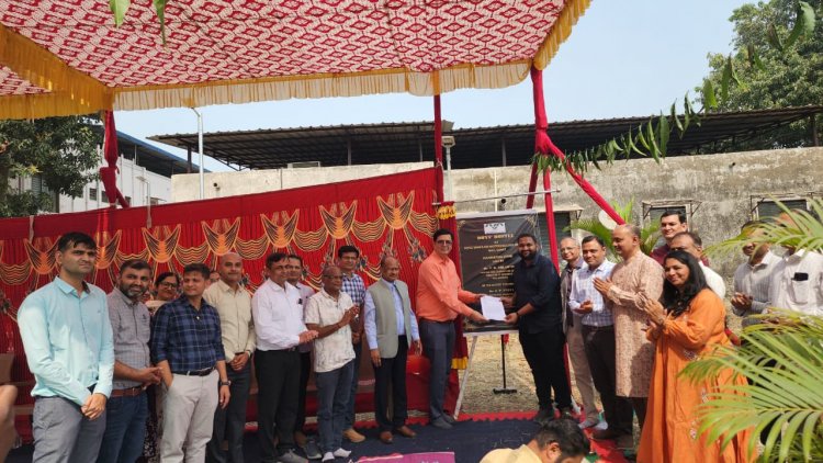 Hon’ble Vice-Chancellor Dr. T. R. Ahlawat laid the foundation stone and performed the Bhoomi Poojan for the Boys’ Hostel 