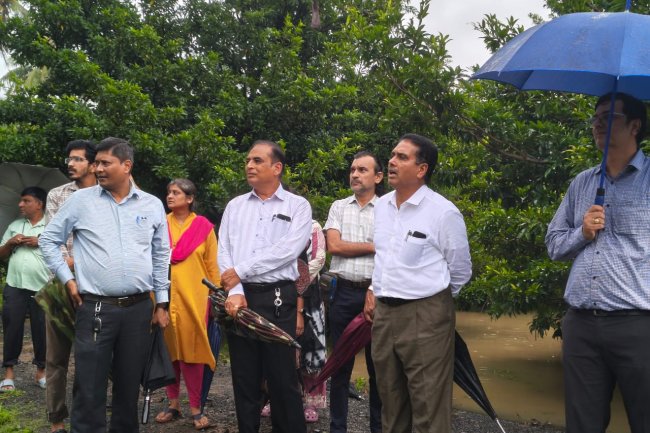 Hon'ble Vice-Chancellor visit to FRS, Gandevi