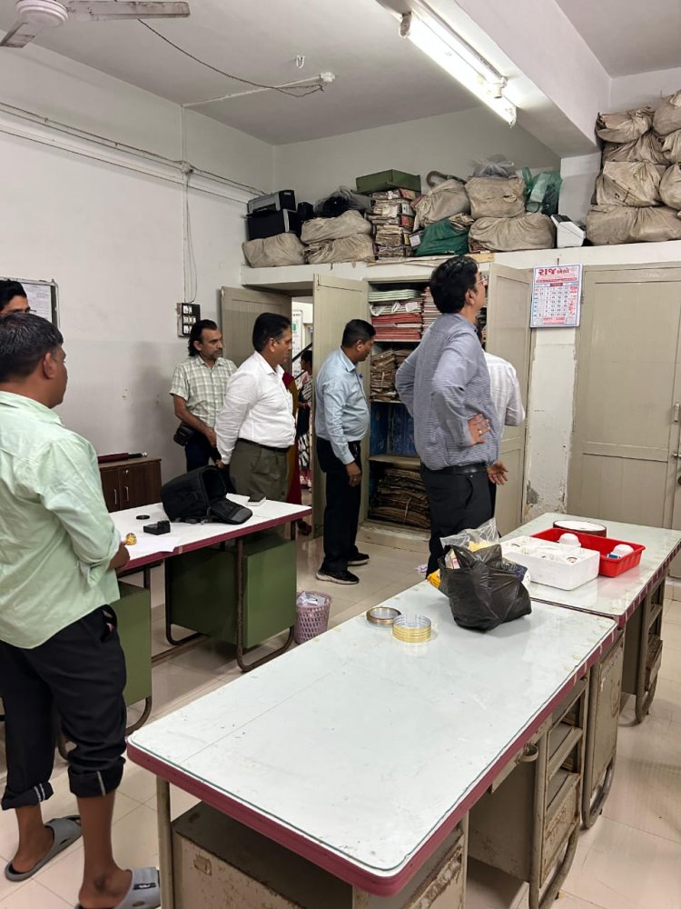 Hon'ble Vice-Chancellor visit to FRS, Gandevi