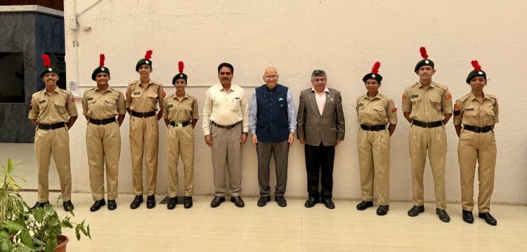 Air Marshal (Retd) Prakash Desai, PVSM, AVSM, VSM; and Wg Cdr (Retd) Jaydev Desai paid a gracious visit to Hon’ble Vice-Chancellor, Dr. R. M. Naik on 21st August 2026.