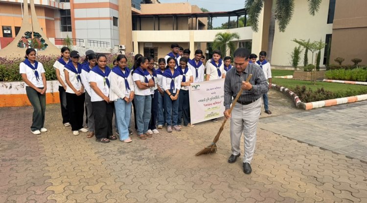 As part of the Seva Sankalp Abhiyan, Navsari Agricultural University, Navsari organized a “Swachhata Abhiyan” across the University Campus with the objective of promoting cleanliness and creating awareness about maintaining a clean and healthy environment.