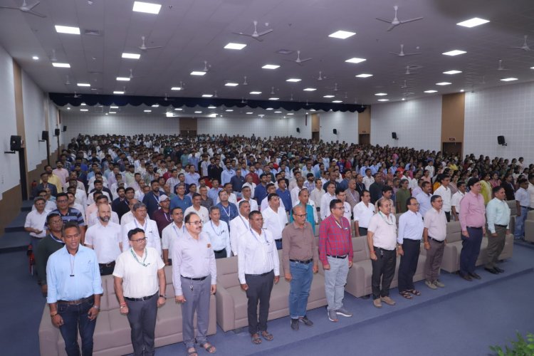  નવસારી કૃષિ યુનિવર્સિટી, નવસારી ખાતે તા. ૧૭ સપ્ટેમ્બર, ૨૦૨૬ના રોજ ‘સેવા સંકલ્પ અભિયાન’ અંતર્ગત ‘આશીર્વાદનો દીવો’ સદભાવના કાર્યક્રમનું ભવ્ય આયોજન કરવામાં આવ્યું.