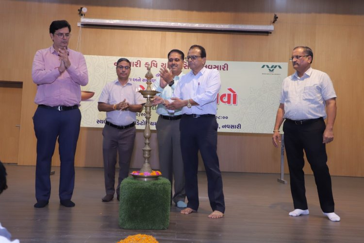  નવસારી કૃષિ યુનિવર્સિટી, નવસારી ખાતે તા. ૧૭ સપ્ટેમ્બર, ૨૦૨૬ના રોજ ‘સેવા સંકલ્પ અભિયાન’ અંતર્ગત ‘આશીર્વાદનો દીવો’ સદભાવના કાર્યક્રમનું ભવ્ય આયોજન કરવામાં આવ્યું.