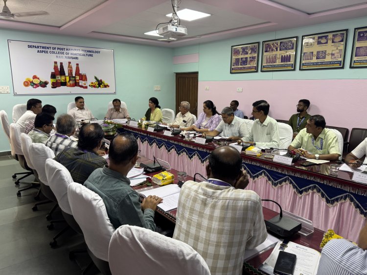 Hon’ble Vice-Chancellor Dr. R. M. Naik presided over the Board of Studies Meeting of the Faculty of Horticulture, Navsari Agricultural University held on 11 September 2026 at the Conference Hall of the Department of Postharvest Technology, ASPEE College of Horticulture.