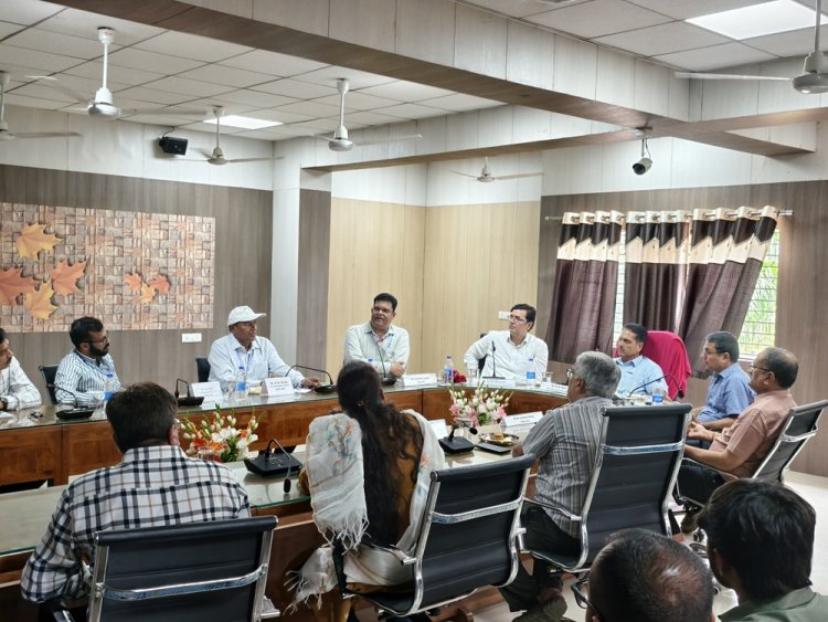 Dr. R. M. Naik, Hon’ble Vice-Chancellor, Navsari Agricultural University, Navsari visited the College of Agricultural Engineering and Technology and Polytechnic in Agricultural Engineering, NAU, Dediapada on 19th September 2026.