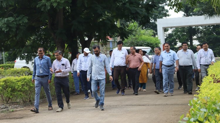 Dr. R. M. Naik, Hon’ble Vice-Chancellor, Navsari Agricultural University, Navsari visited the College of Agricultural Engineering and Technology and Polytechnic in Agricultural Engineering, NAU, Dediapada on 19th September 2026.