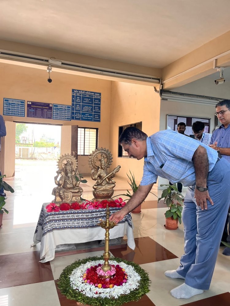 Dr. R. M. Naik, Hon’ble Vice-Chancellor, Navsari Agricultural University, Navsari visited the College of Agricultural Engineering and Technology and Polytechnic in Agricultural Engineering, NAU, Dediapada on 19th September 2026.