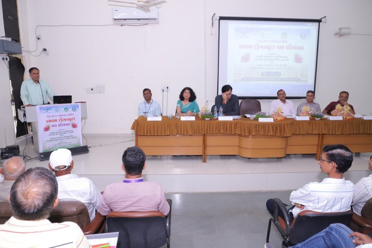 Hon’ble Vice-Chancellor, NAU, Navsari, Dr. R. M. Naik presided over the One-Day Seminar on Kamalam (Dragon Fruit) organised under the Seva Sankalp Abhiyan, by ASPEE College of Horticulture and the State Department of Horticulture on 22nd September 2026 at Navsari Agricultural University, Navsari.