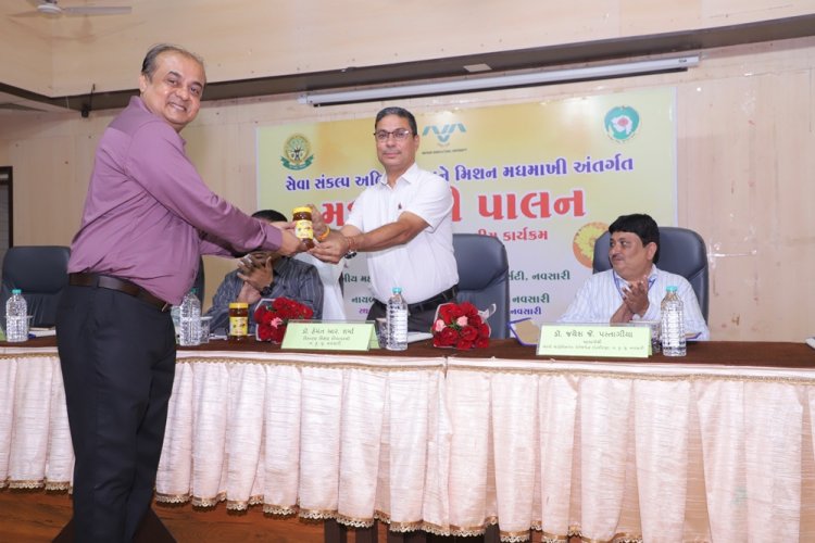 On the occasion of Seva Sankalp Abhiyan and Mission Madhmakhi (મીશન મધમાખી), The College of Forestry organized a one-day workshop on "Beekeeping" in collaboration with the Office of the Assistant Director of Horticulture, Navsari, Government of Gujarat, on September 23, 2026, at the Central Examination Hall, Navsari Agricultural University (NAU), Navsari. 