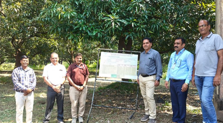 Visit of Hon’ble Vice-Chancellor Dr. R. M. Naik sir to AES, NAU, Paria