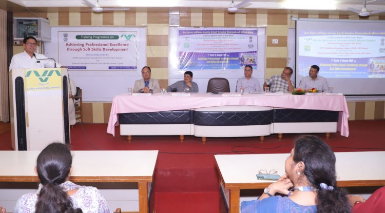 Hon’ble Vice-Chancellor Dr. Rajendra M. Naik Inspires Newly Appointed Assistant Professors at NAU’s First 5-Day FDP